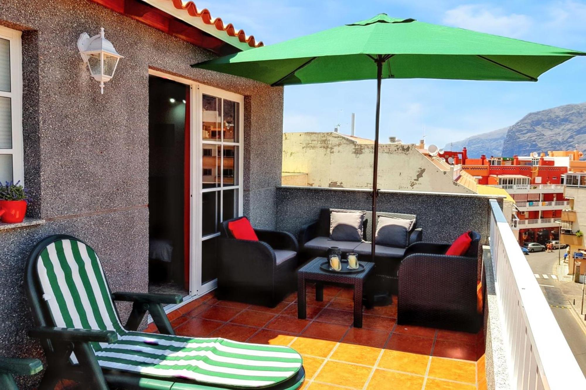 Modern Apartment In Puerto De Santiago - 65 Sqm - Mountain View Esterno foto